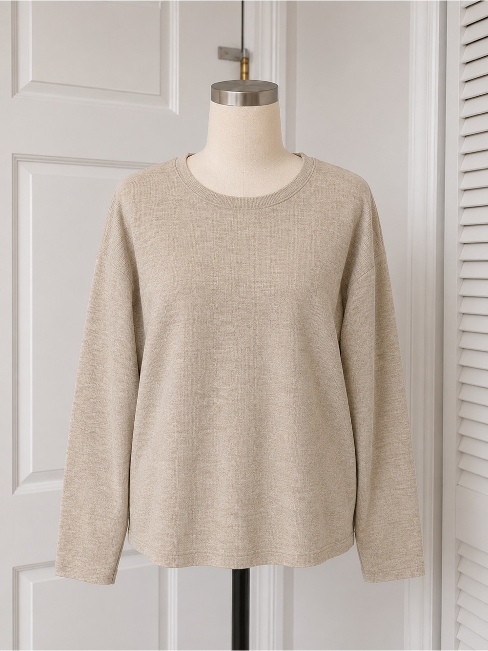 Splendid Light Beige Crewneck Sweater